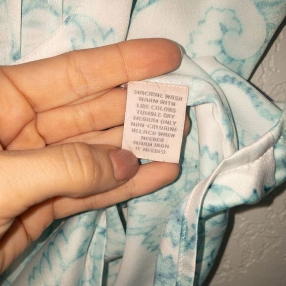 Cabernet Button Down Tank Top‎ - Picture 6 of 6